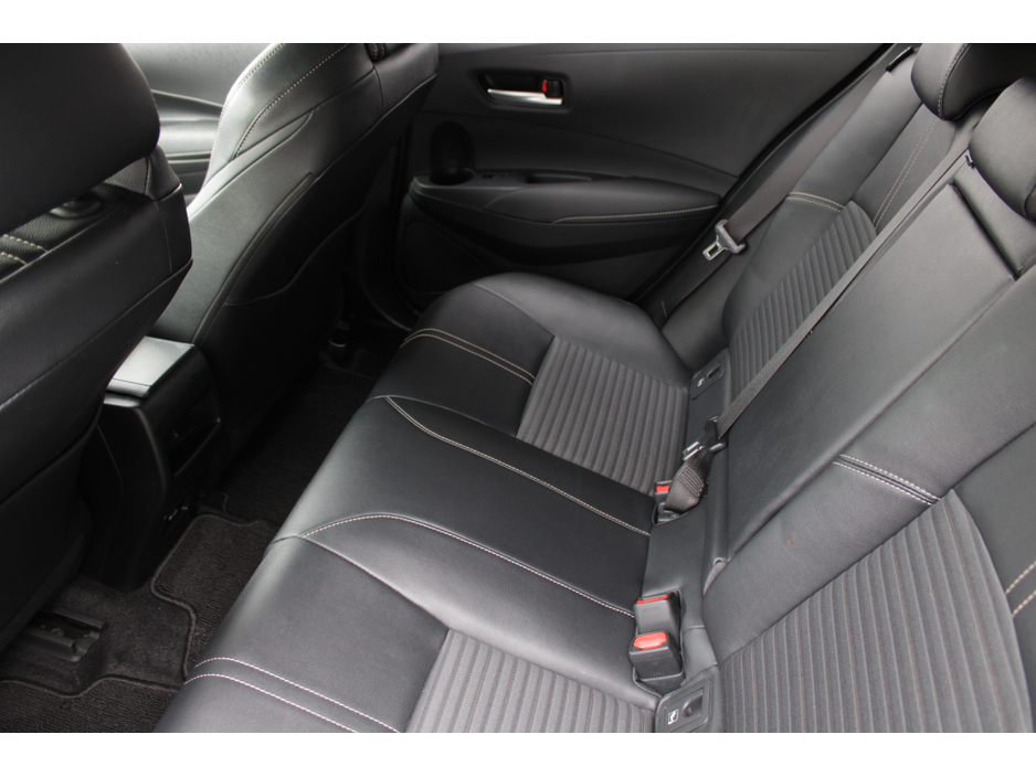 2020 Toyota Corolla - image 21