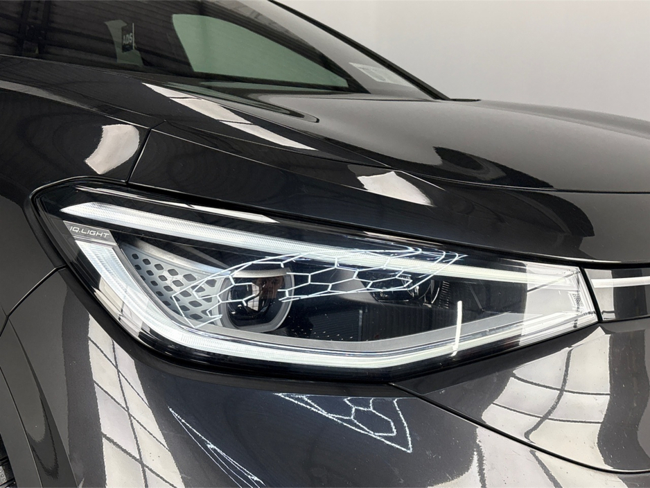 2021 Volkswagen ID.4 - image 9