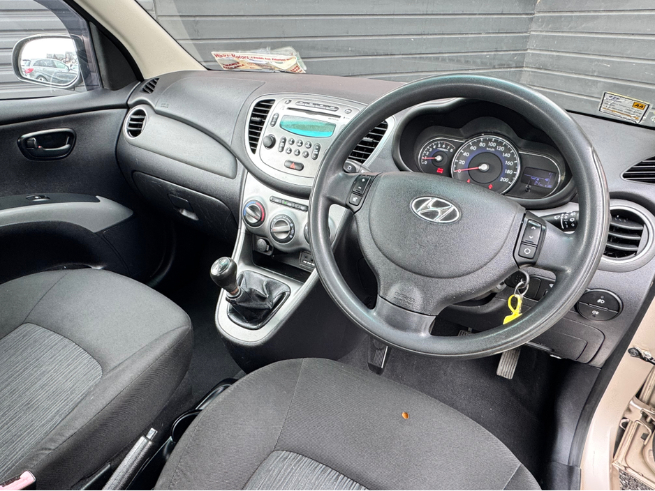 2011 Hyundai i10 - image 12