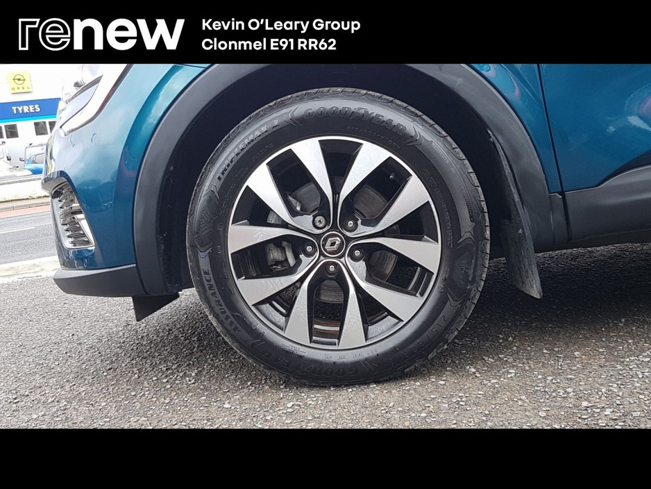 2023 Renault Arkana - image 9