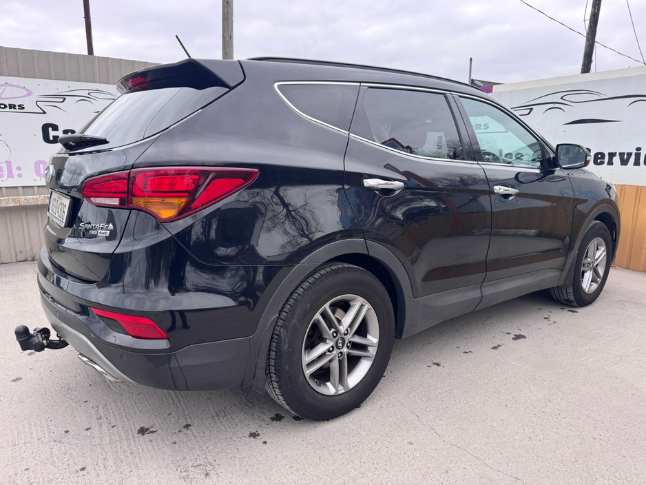 2016 Hyundai Santa Fe - image 16