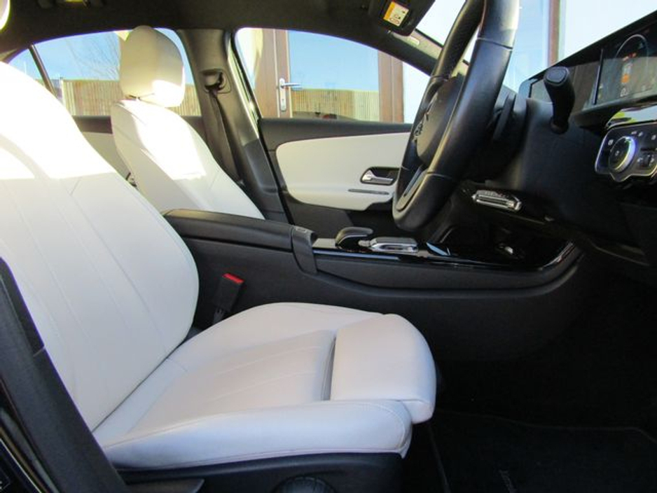 2019 Mercedes-Benz A Class A 180 5DR Auto €24,950