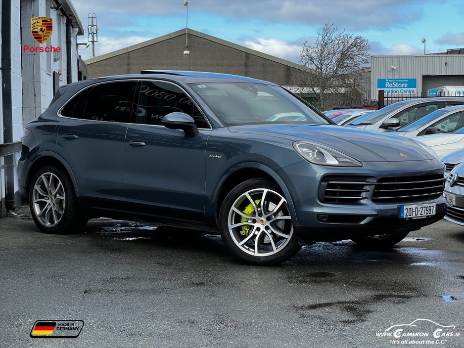 2020 Porsche Cayenne - image 4
