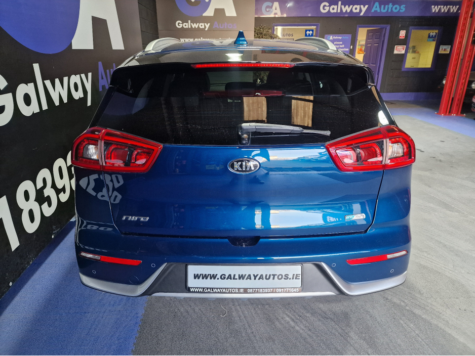 2019 Kia Niro - image 8