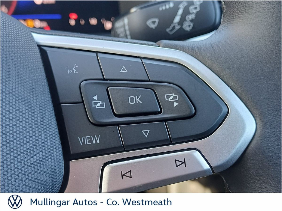 2026 Volkswagen T-Roc - image 24