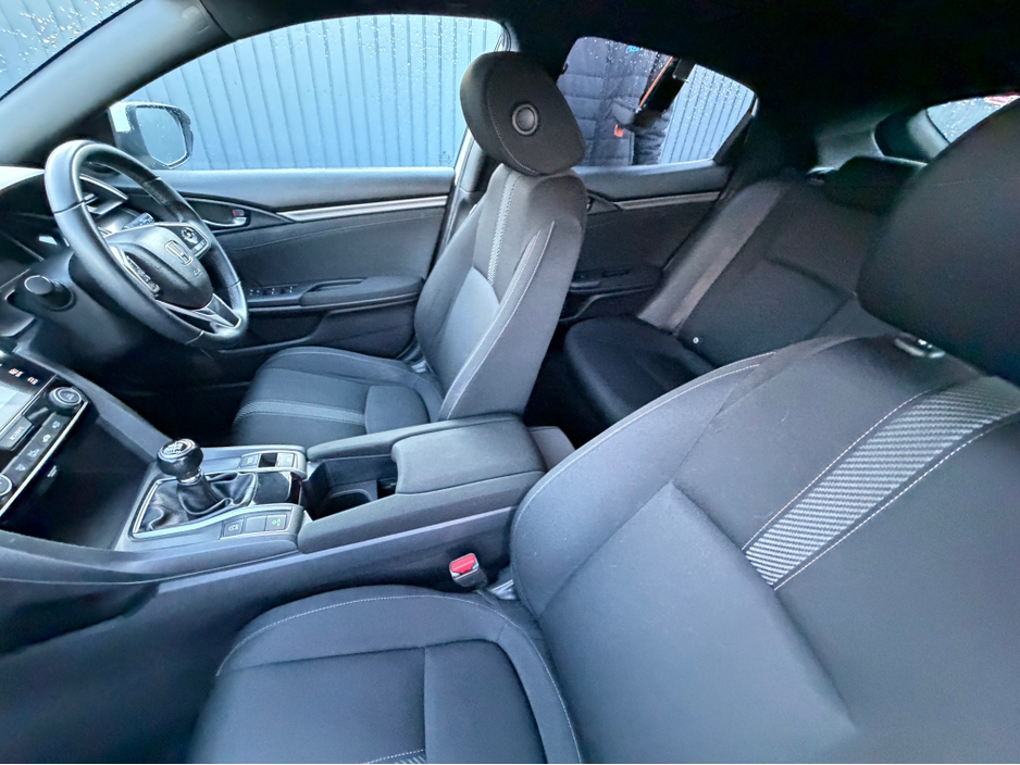 2017 Honda Civic - image 43