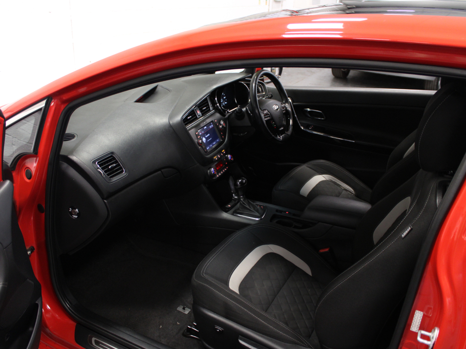 2017 Kia pro_ceed - image 24