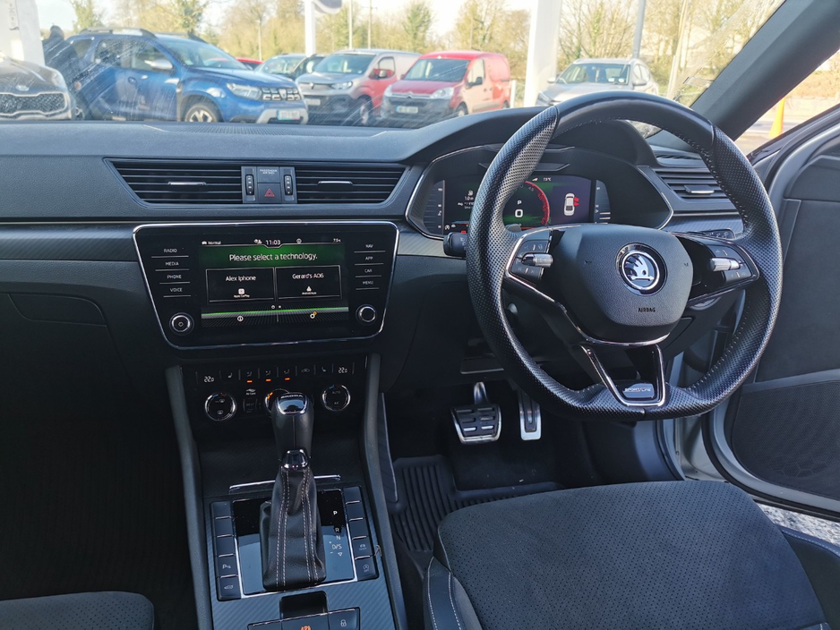 2024 Skoda Superb - image 12