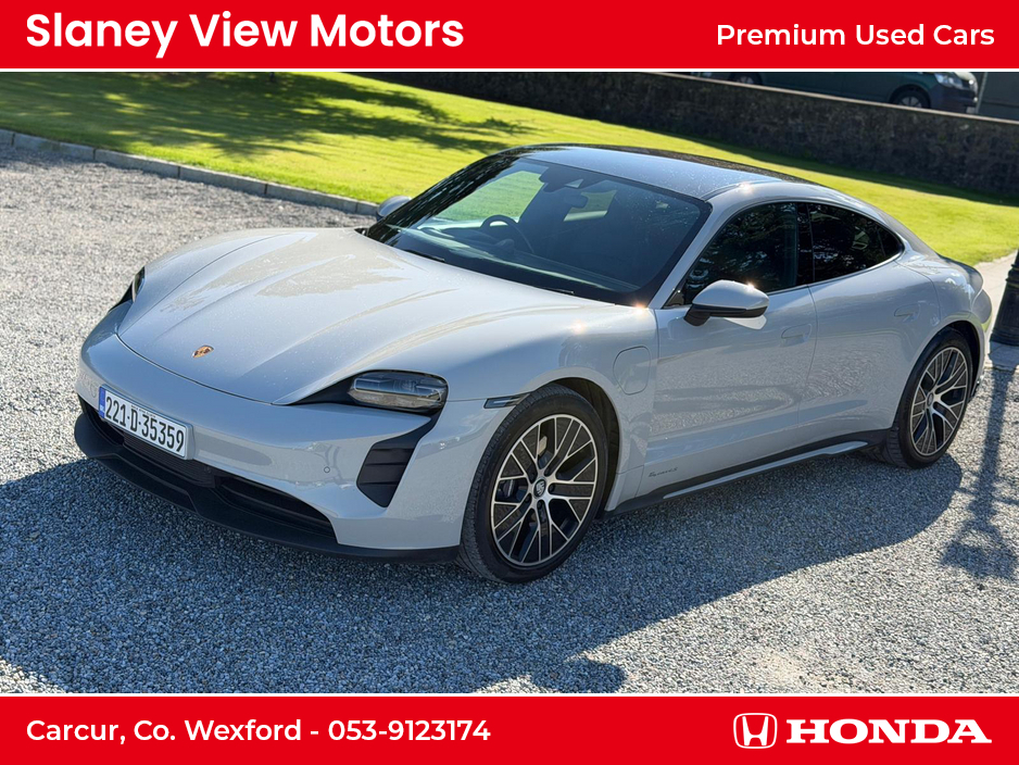 2022 Porsche Taycan - image 7