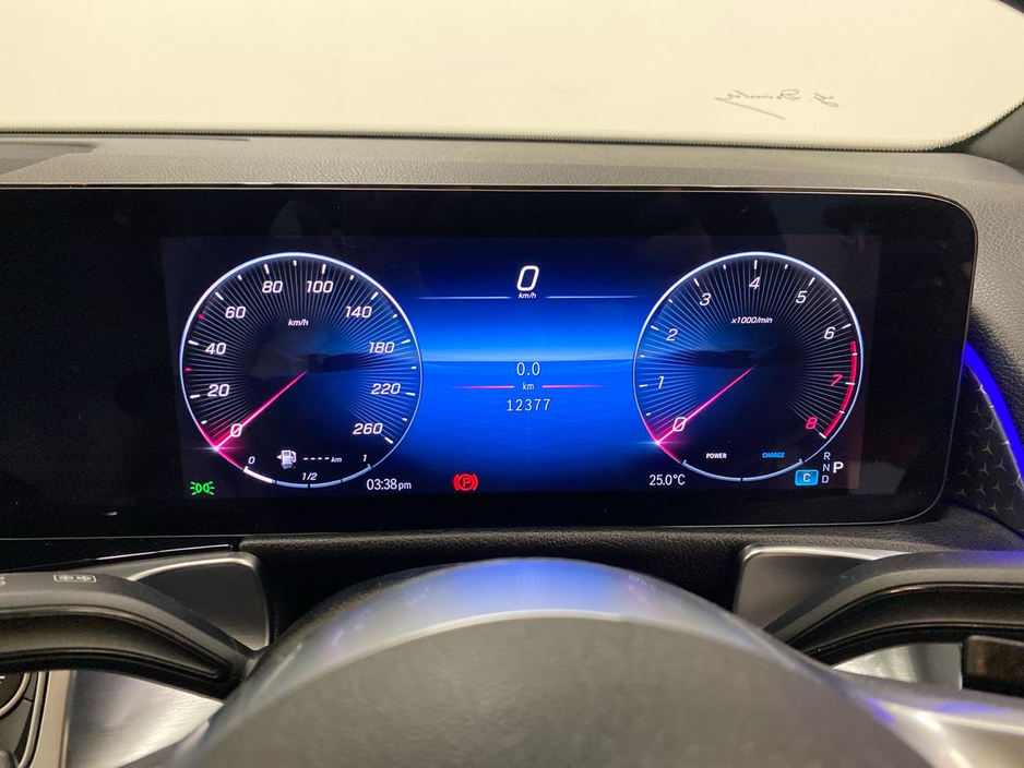 2024 Mercedes-Benz GLB - image 9