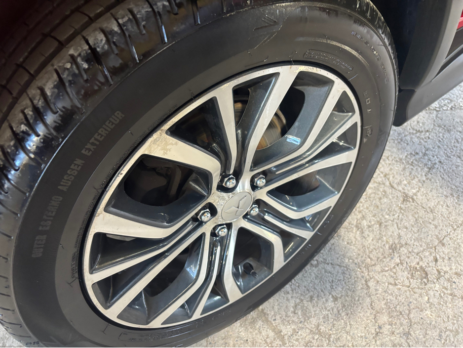 2019 Mitsubishi ASX - image 19