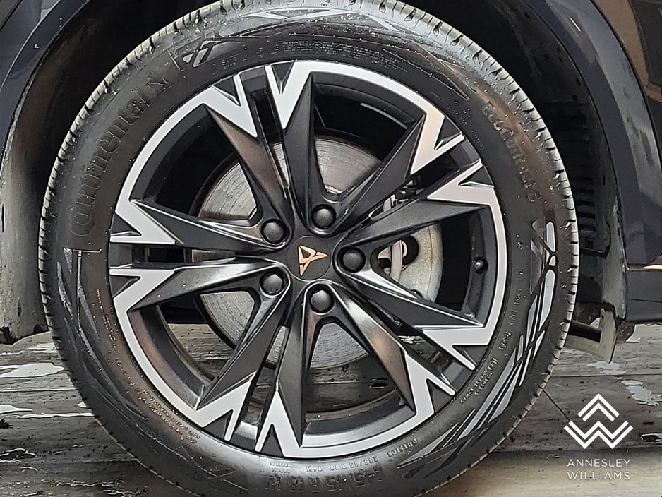 2025 Cupra Formentor - image 11