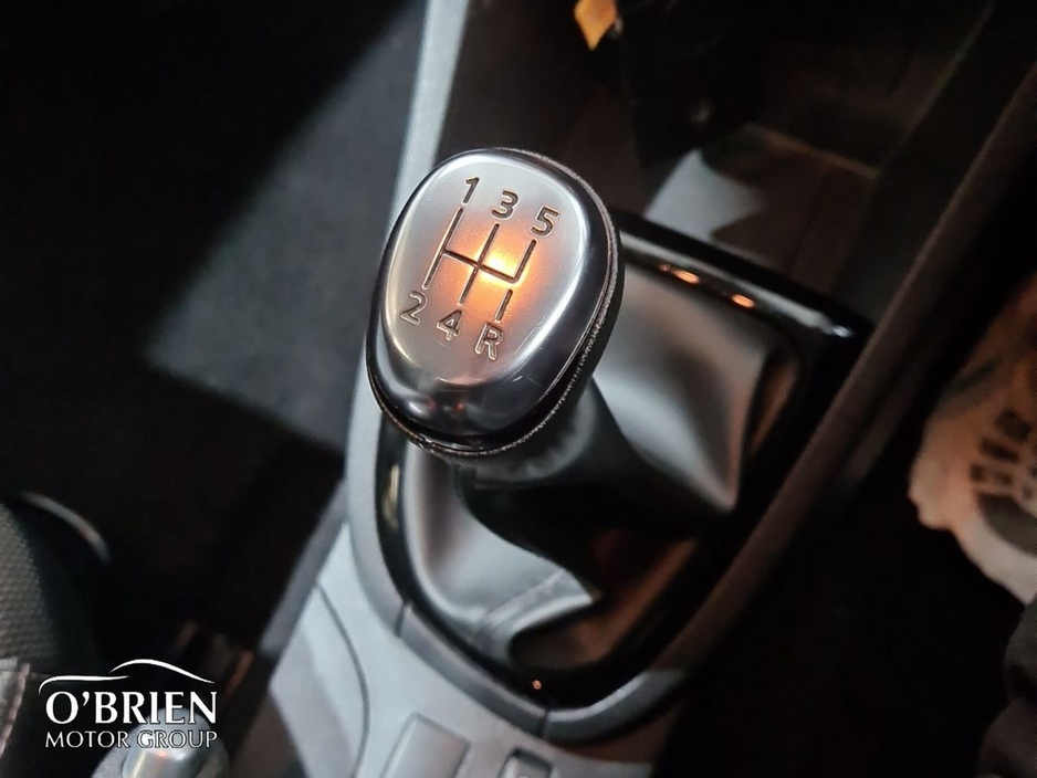 2018 Renault Clio - image 14