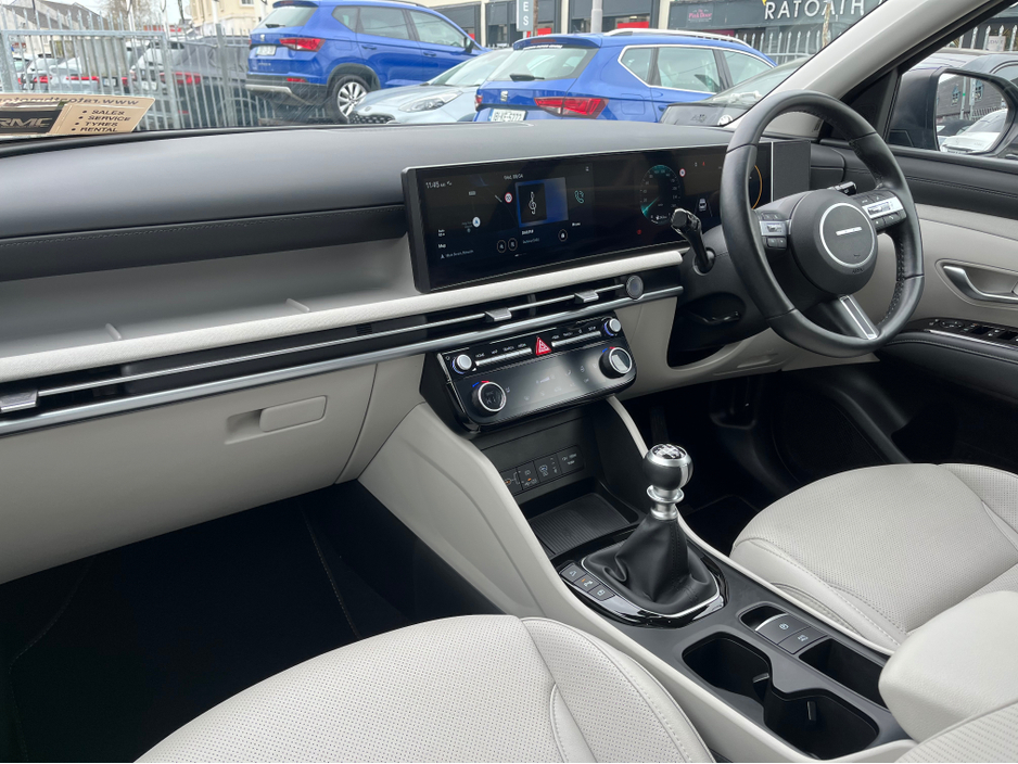 2025 Hyundai Tucson - image 31