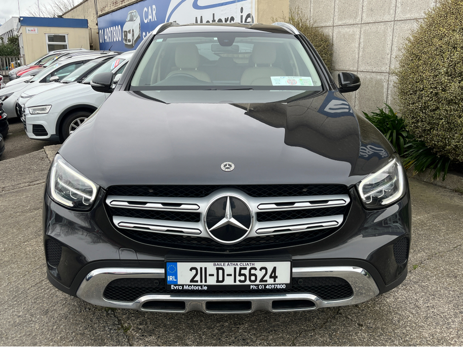 2021 Mercedes-Benz GLC Class - image 2