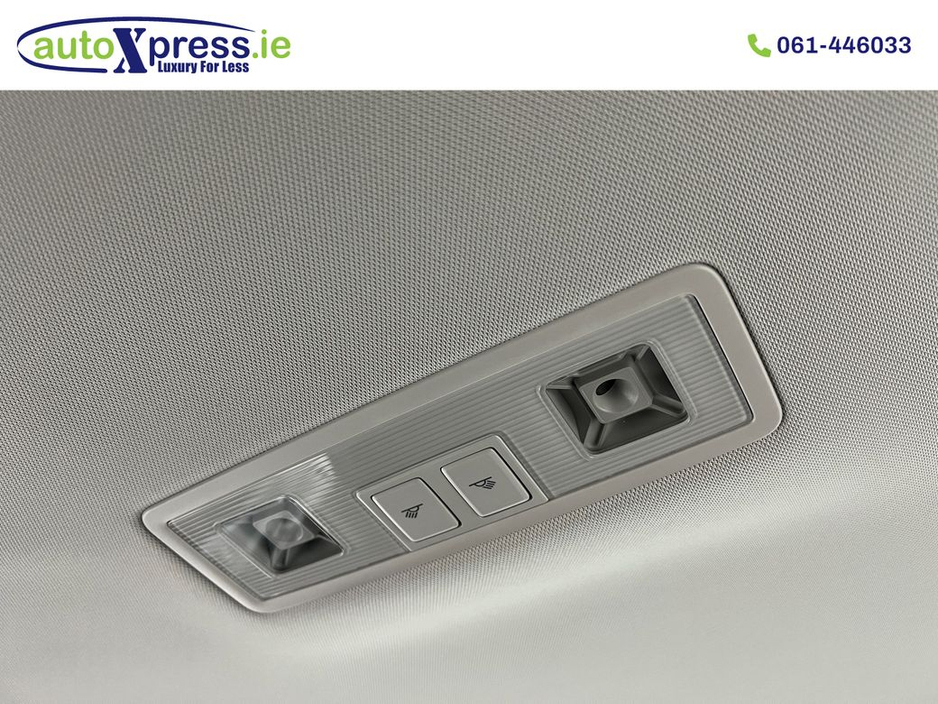 2018 Volkswagen Golf - image 20