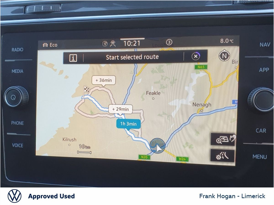 2022 Volkswagen Tiguan - image 10