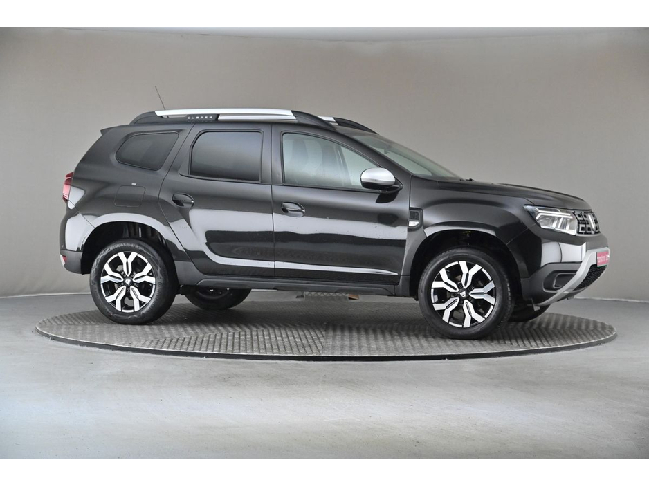 2022 Dacia Duster - image 10