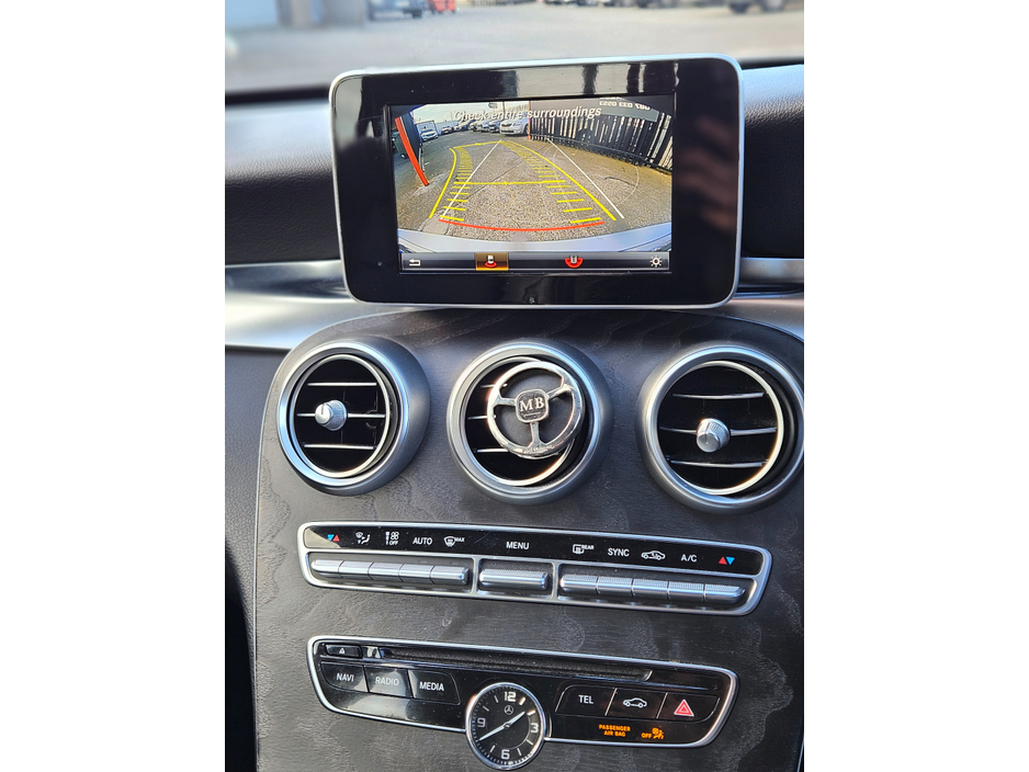 2015 Mercedes-Benz C Class - image 11