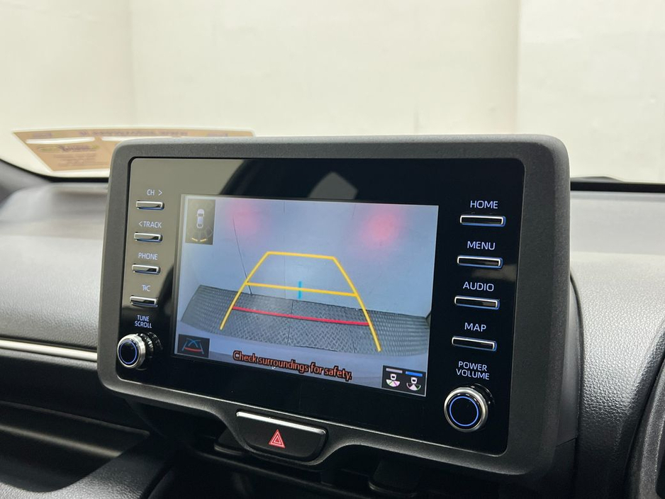 2021 Toyota Yaris - image 23