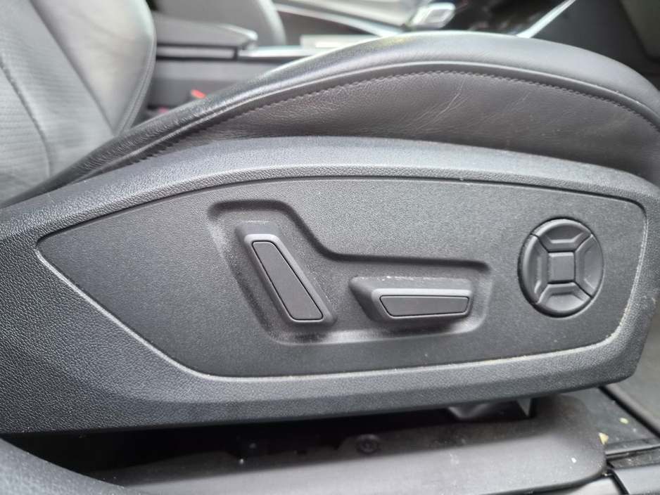 2022 Audi A6 - image 8