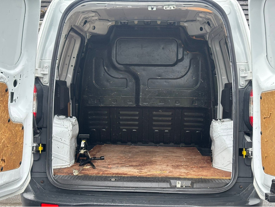 2018 Ford Transit Courier TREND 1.5 TD 95 95PS 5SPEED 3 €9,995