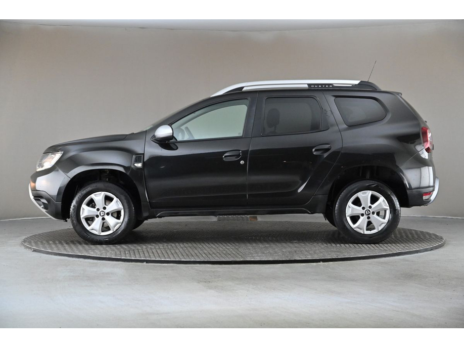 2020 Dacia Duster - image 5