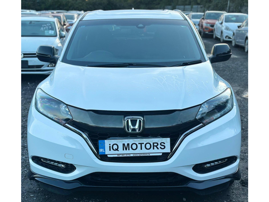 2017 Honda Vezel - image 2