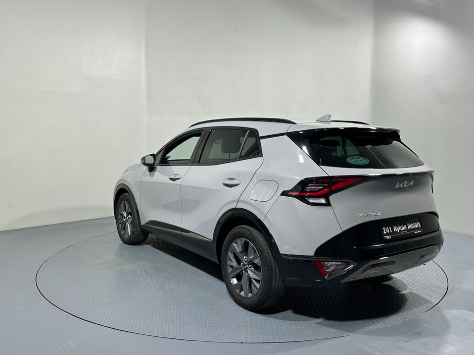 2024 Kia Sportage - image 5