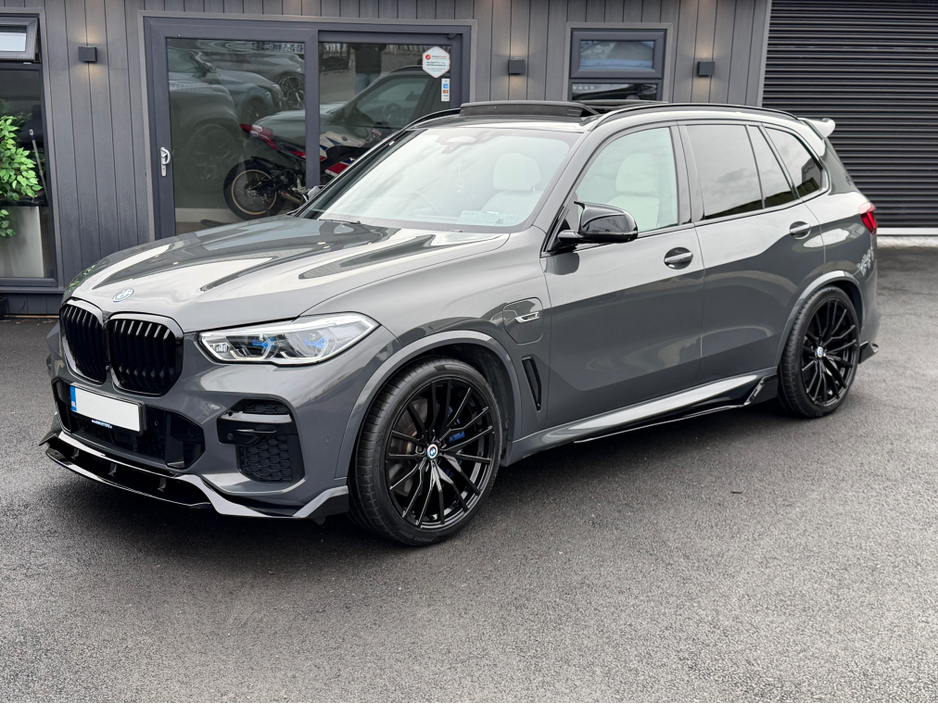 2021 BMW X5 XDRIVE45E M SPORT AUTO €59,950