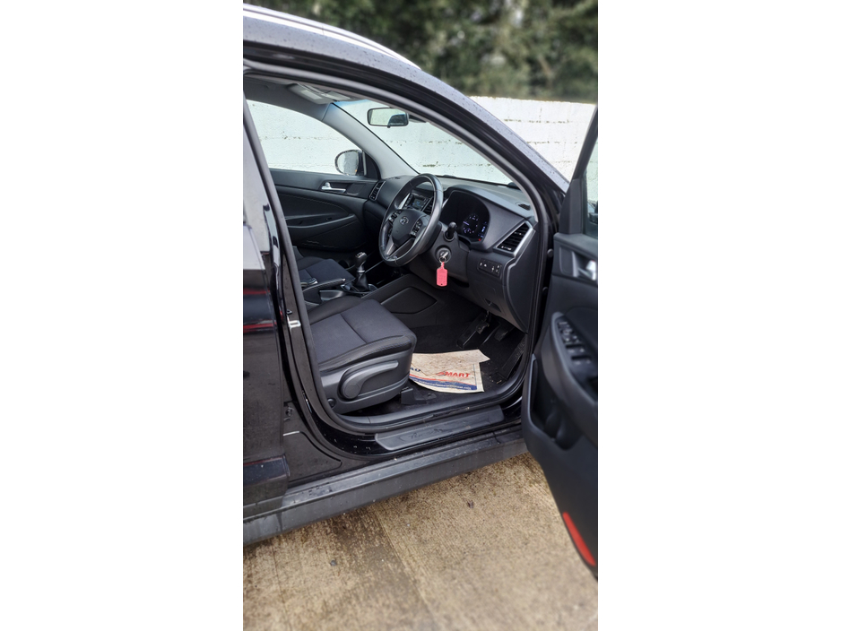 2017 Hyundai Tucson SE BLUE DRIVE 2WD CRDI €13,000