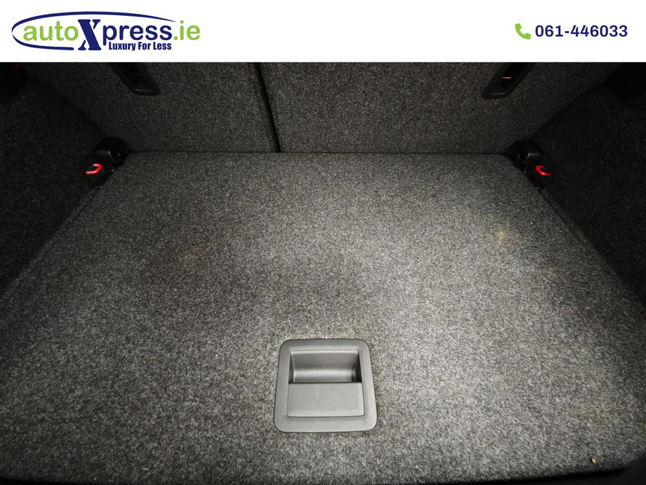 2017 Volkswagen Polo - image 10