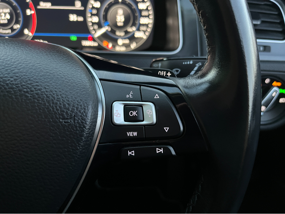 2020 Volkswagen Golf ESTATE AUTOMATIC 2.0 DIESEL //ADAPTIVE CRUISE CONTROL//KEYLESS ENTRY//REVERSE CAMERA//PARKING SENSORS// €19,950