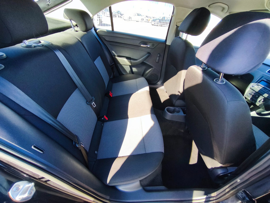 2013 SEAT Toledo - image 10