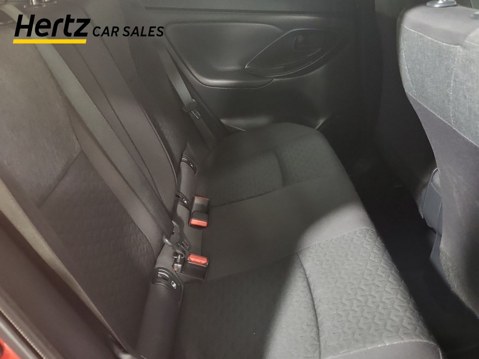 2023 Toyota Yaris Cross - image 17