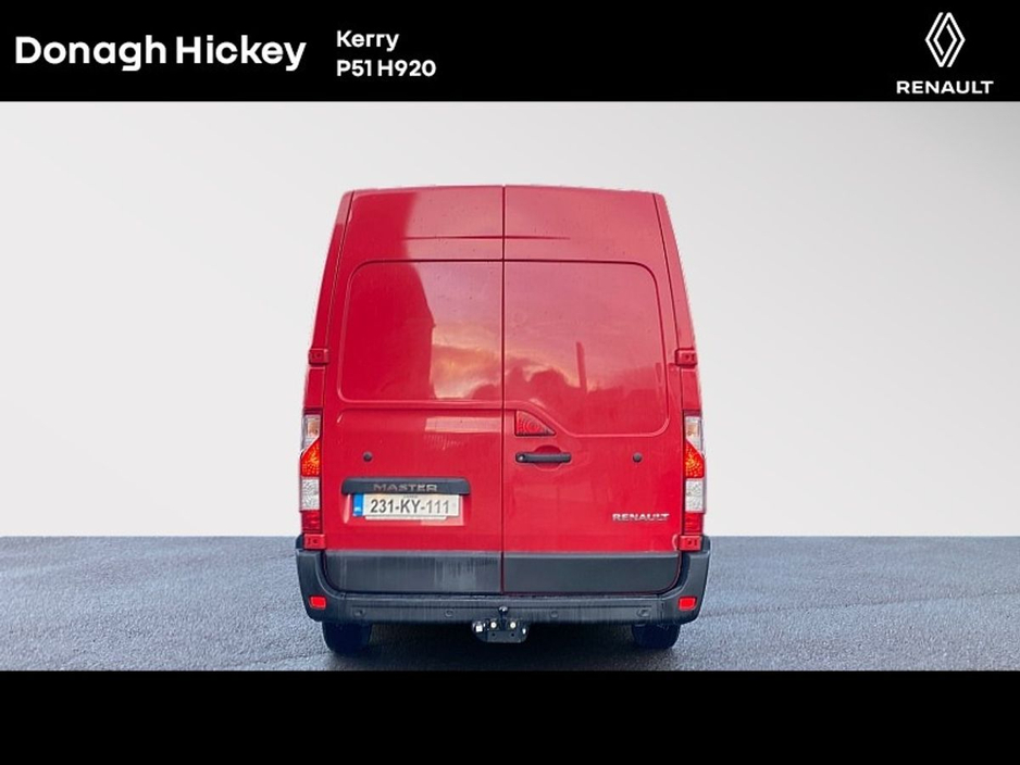 2023 Renault Master - image 9