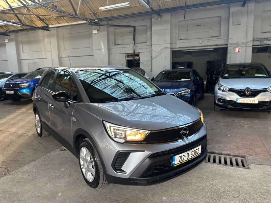 2021 Opel Crossland X - image 2