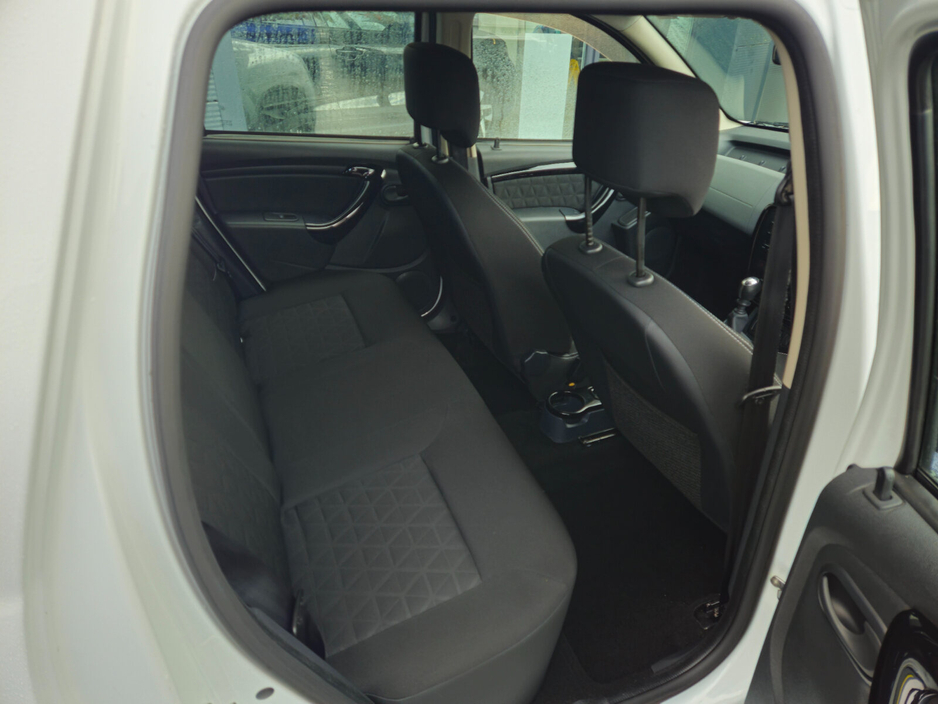 2016 Dacia Duster 1.5 dCi 110 SIGNATURE €9,000