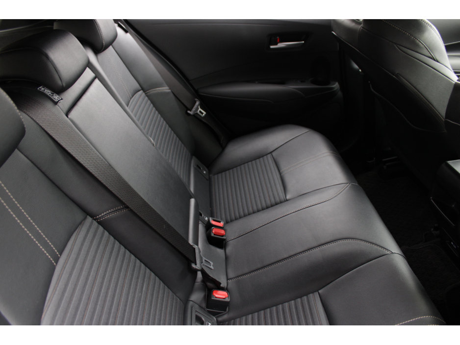 2020 Toyota Corolla - image 19