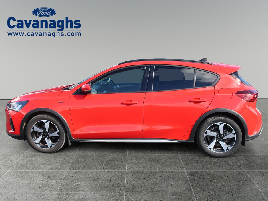 2024 Ford Focus - image 2