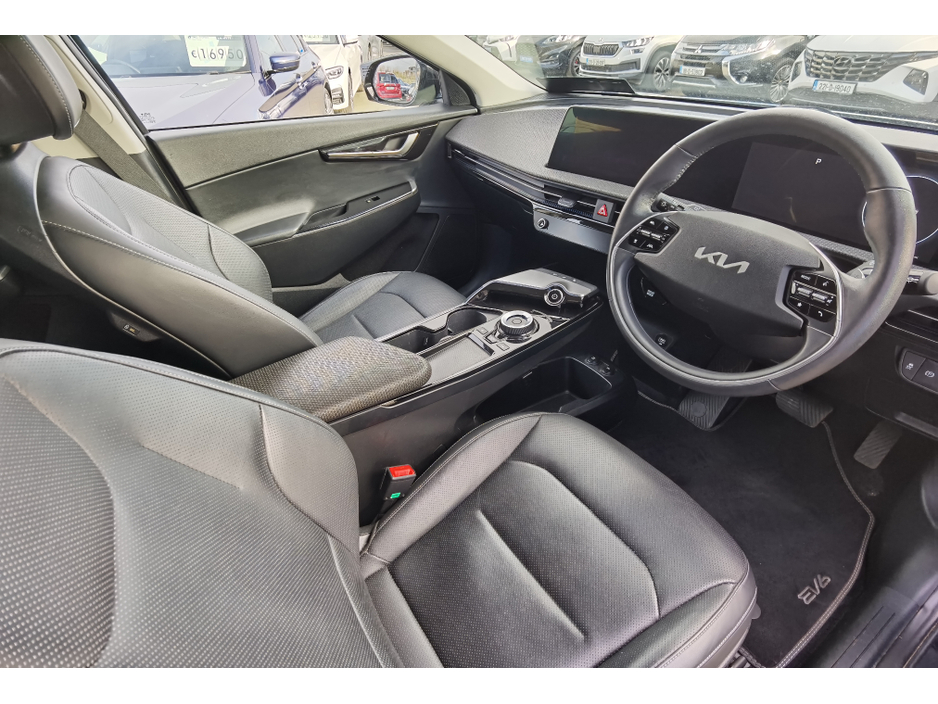 2022 Kia EV6 - image 8