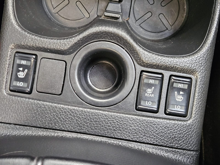 2020 Nissan X-Trail - image 12