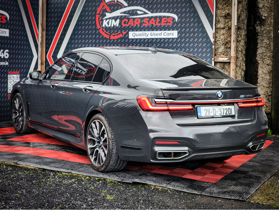 2021 BMW 7 Series M745e plug-in hybrid €49,950