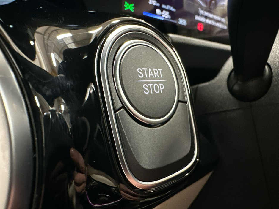 2025 Mercedes-Benz EQA - image 21