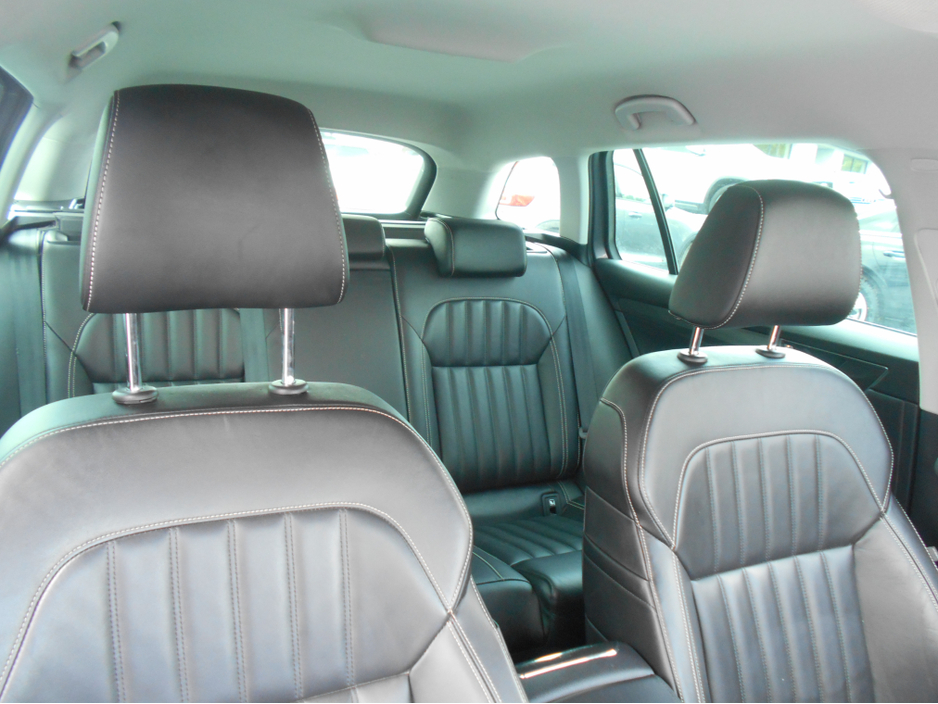 2021 Skoda Superb - image 15