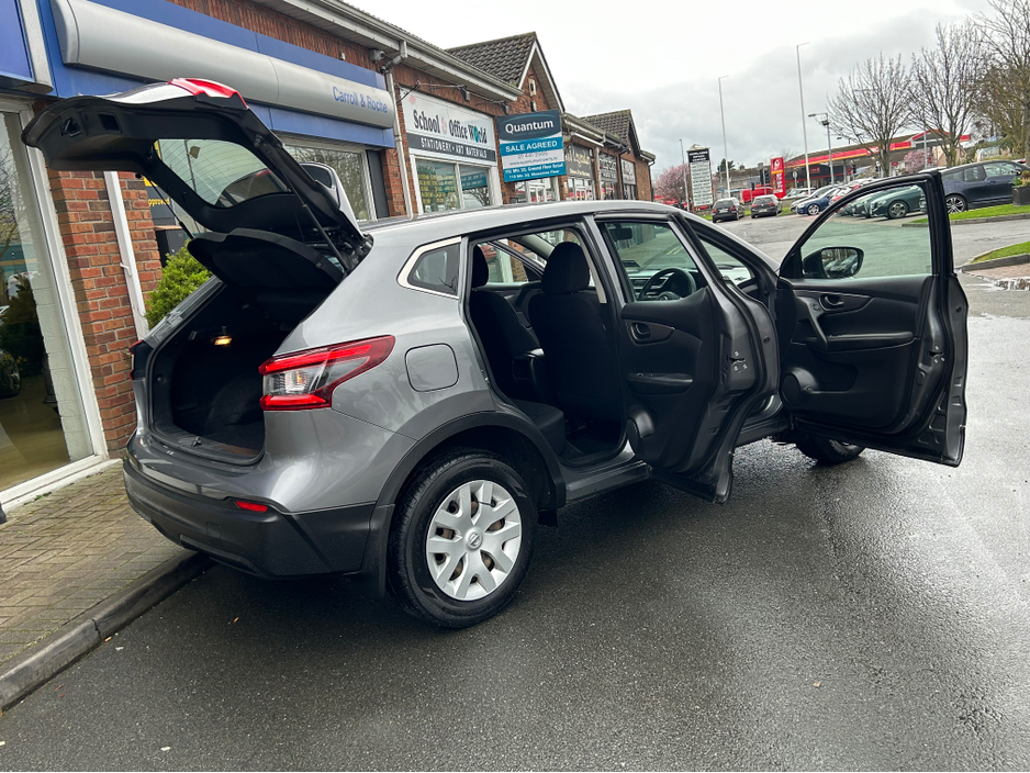 2019 Nissan Qashqai - image 29