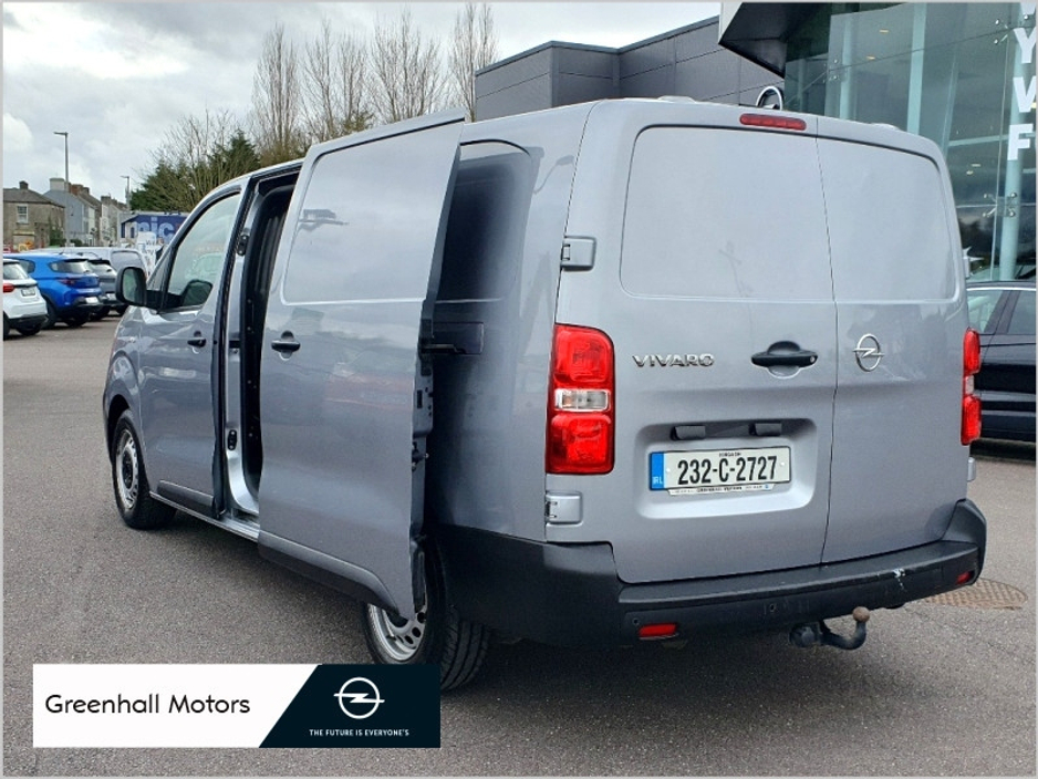 2023 Opel Vivaro - image 16