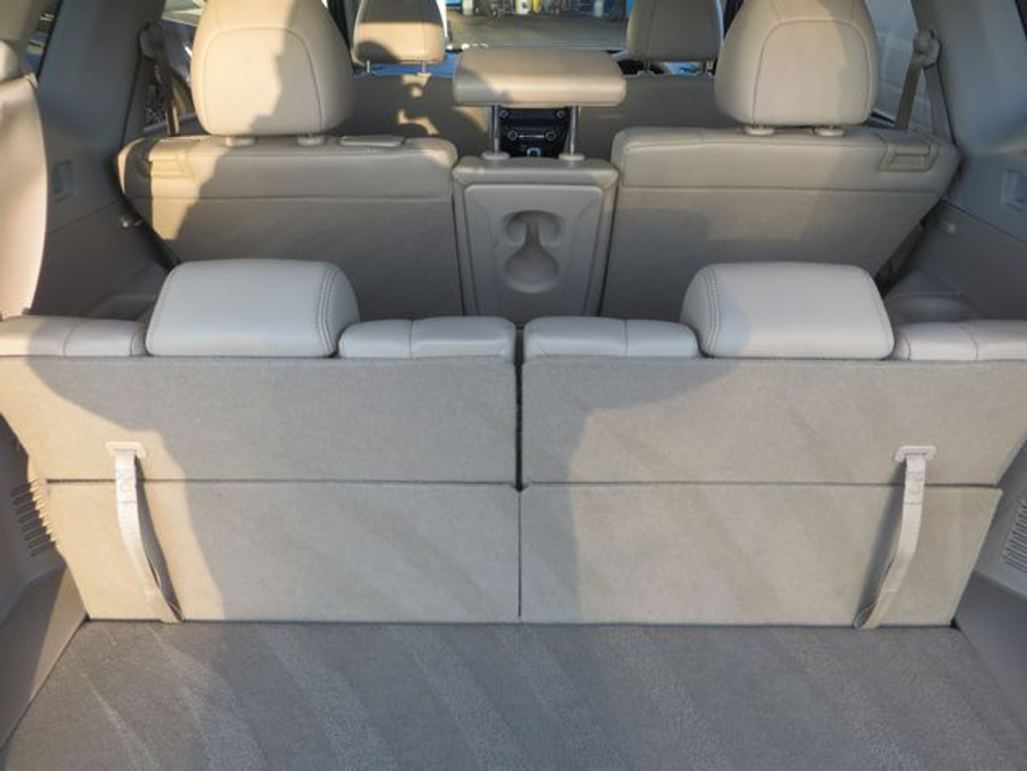 2017 Nissan X-Trail - image 18