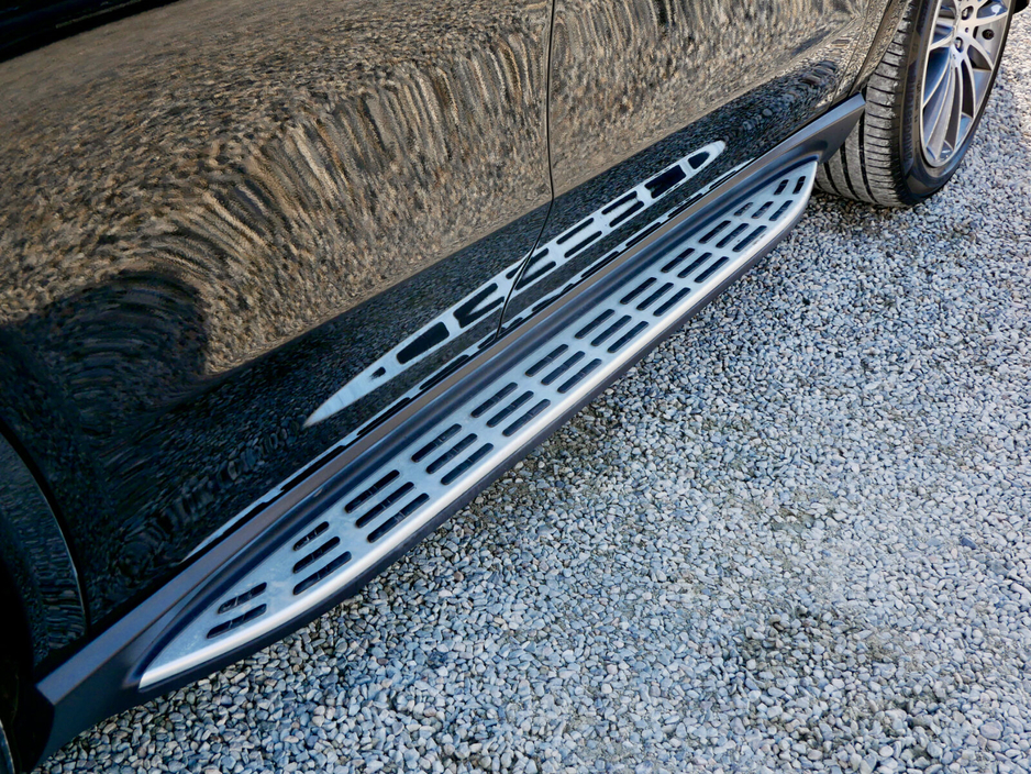 2024 Mercedes-Benz GLE Class - image 10