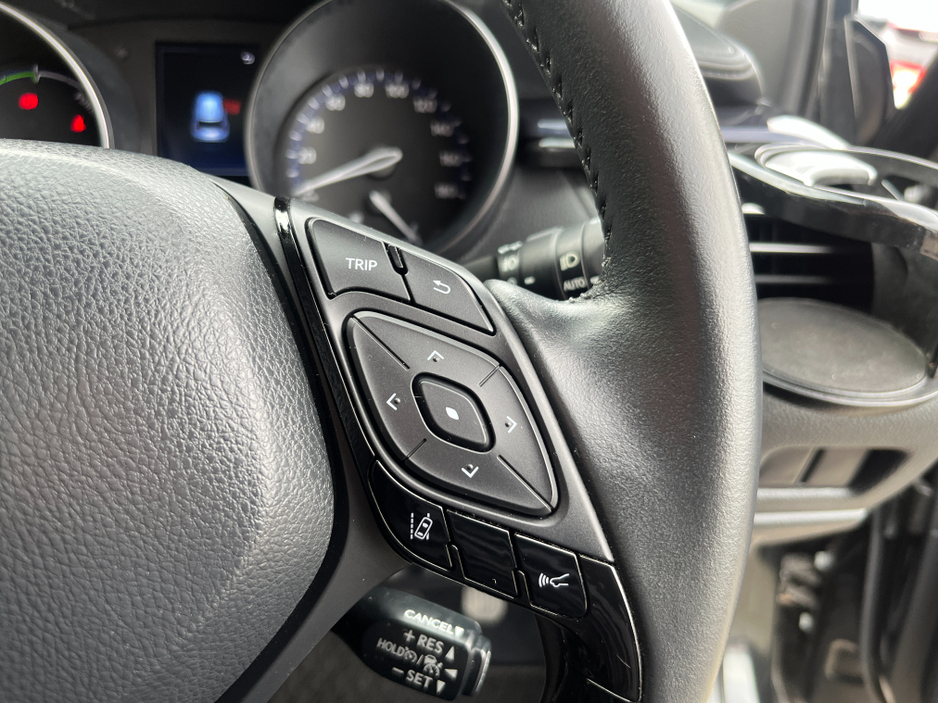 2021 Toyota C-HR - image 21